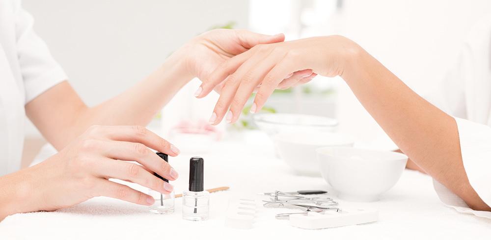 To Do or Not To Do… Your Nails on Your Wedding Day?