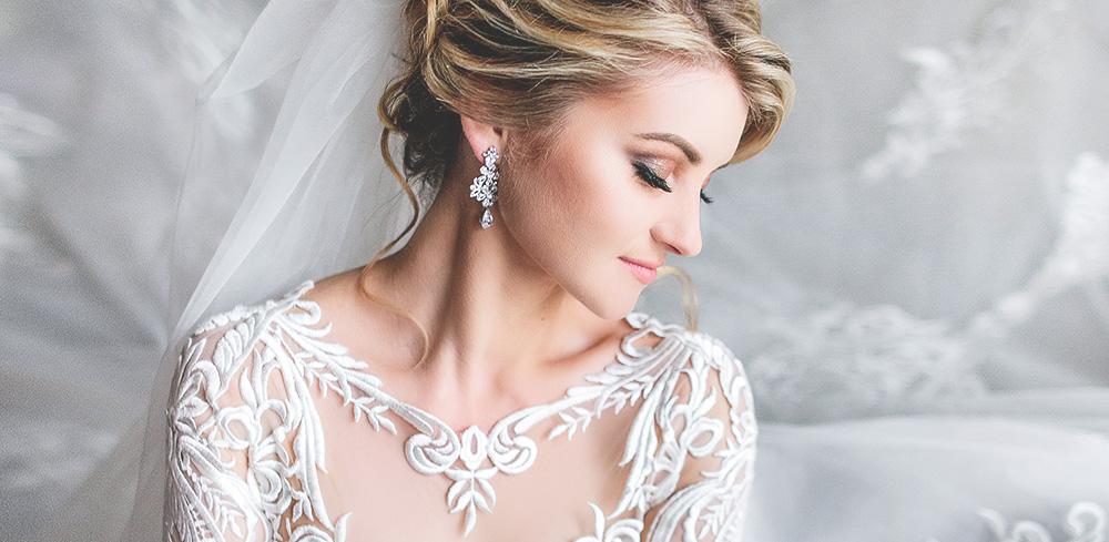Tips for Brides on Hair and Makeup